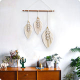 עלה מקרמה קטן | מקרמה נוצות | קישוט לקיר בוהו | אביזרי נוי לחדר שינה